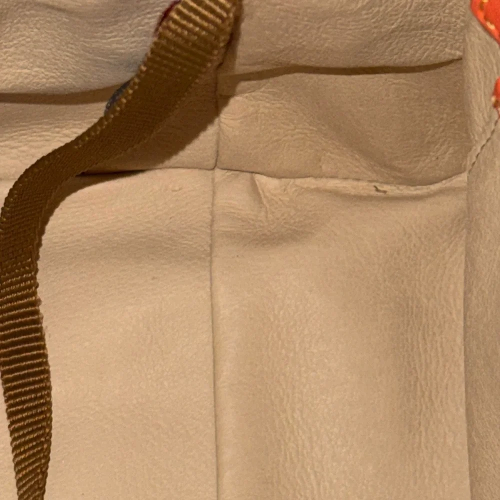 Dooney & Bourke Camden Salmon Florentine Italian Leather NWT  RARE! HTF - Picture 13 of 15